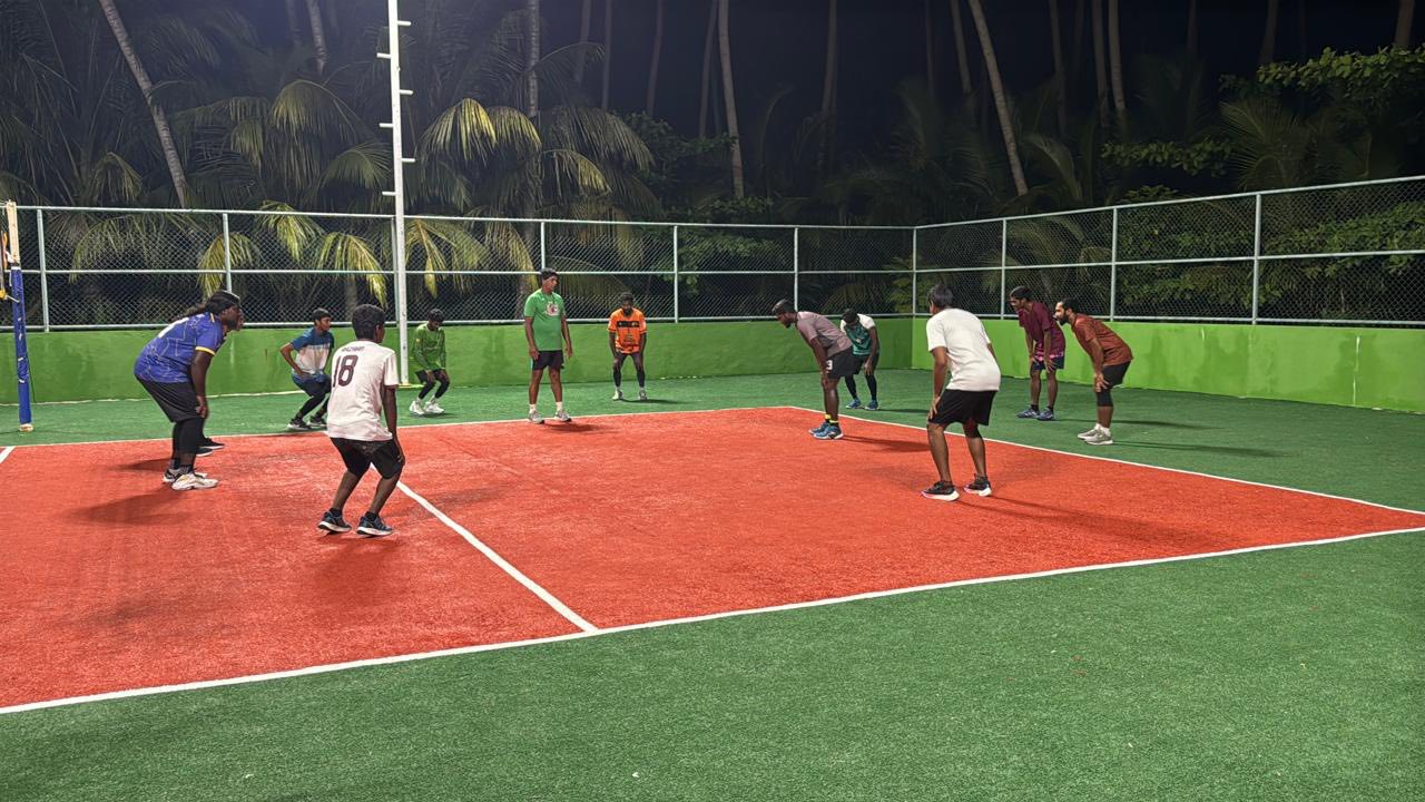 ކައުންސިލުން އިސްނަގައިގެން ވޮލީބޯޅަ ކޯޗިންގ ކޭމްޕެއް ކުރިއަށް ގެންގޮސްފިއެވެ