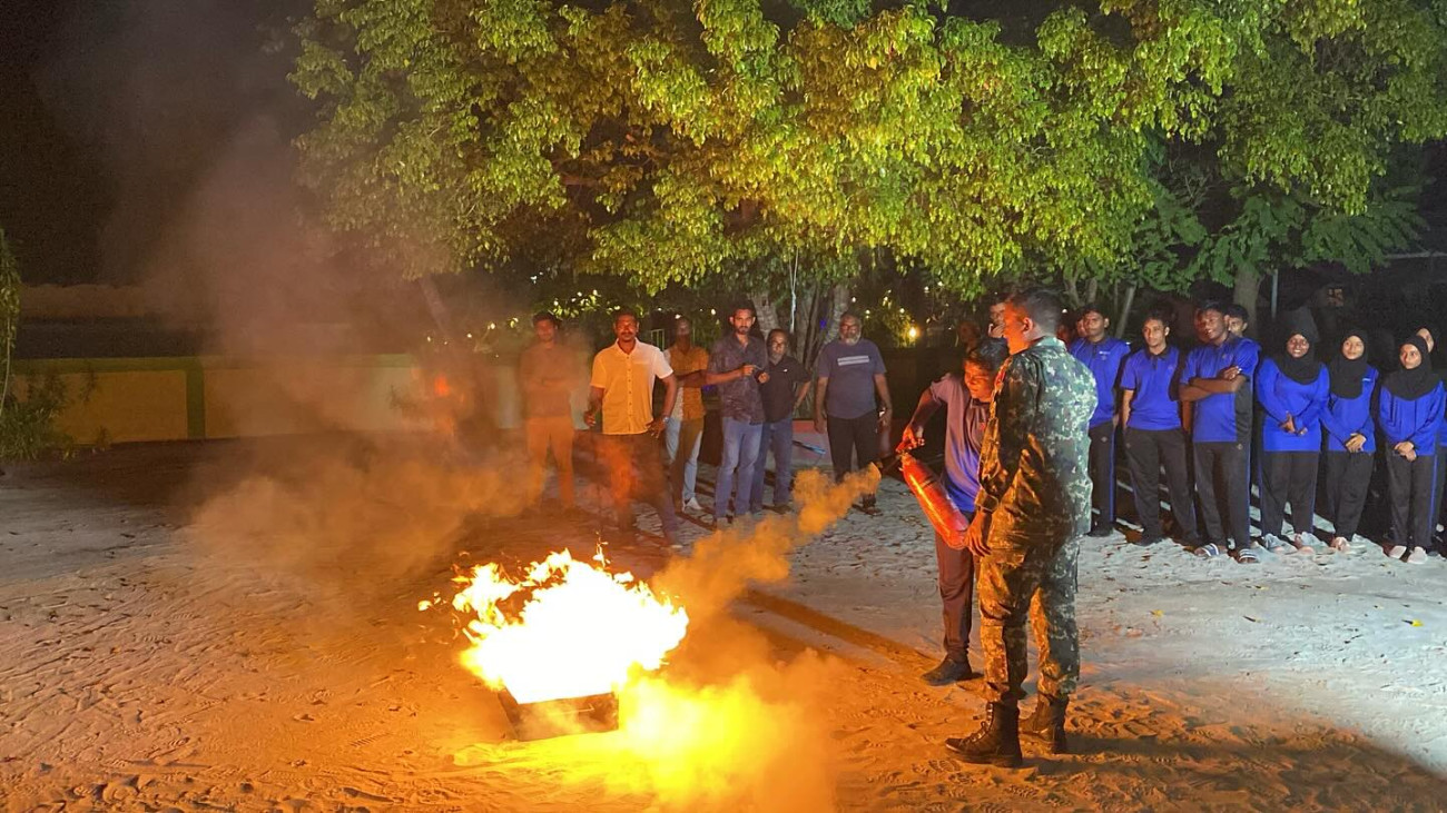 އަލިފާނުން ރައްކާތެރިވުމާއި ބެހޭގޮތުން މައުލޫމާތު ސެޝަނެއް ބާއްވައިފި